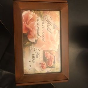 Musical Picture Jewelry Box play Bless Broken Road
